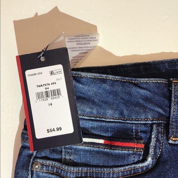 Tommy Hilfiger Denim shorts - Picture 4 of 7